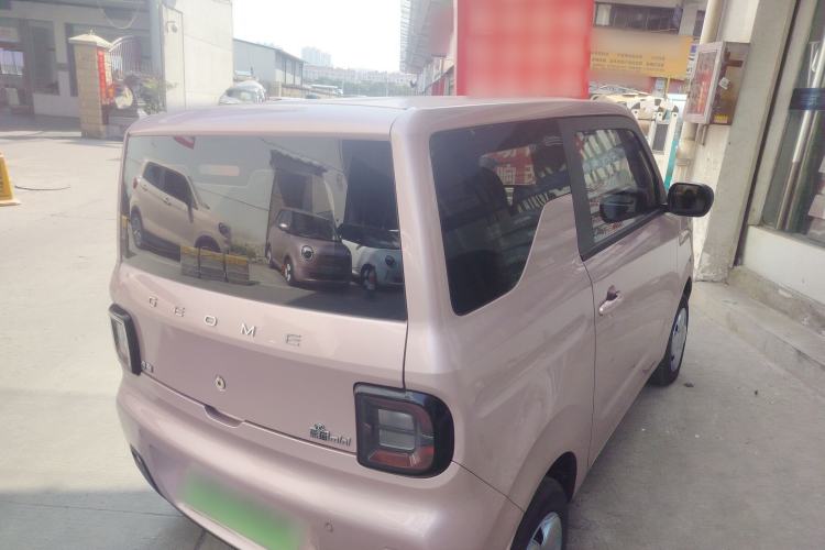 Used Geely Galaxy Panda 2023 Panda Mini 200km Endurance Bear
