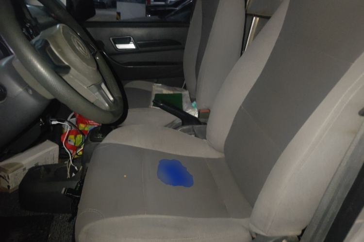 Used Dongfeng Xiaokang K05S 2016 1.2L Practical Version DK12-10 Left Front Seat