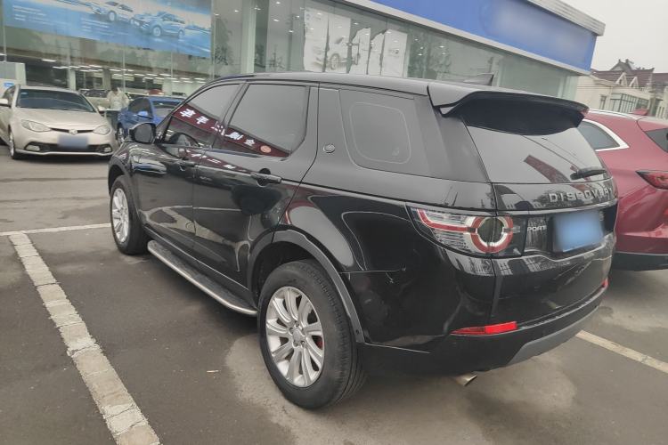 Used Land Rover Discovery Sport 2018 240 PS SE Version Rear Left 45 Deg