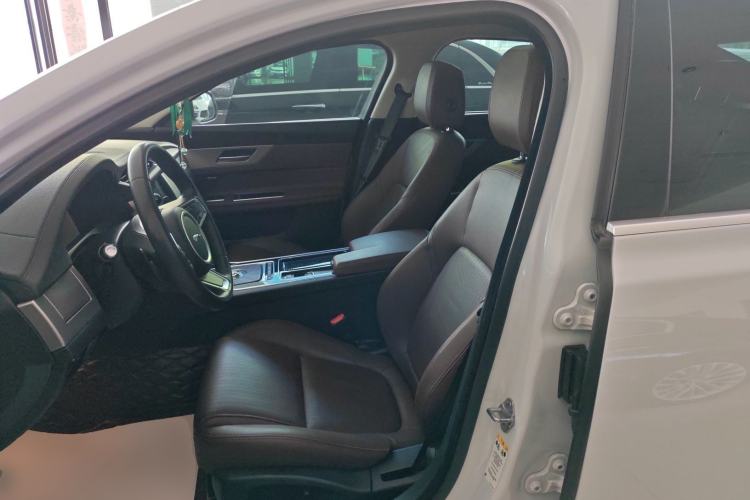 Used Jaguar XFL 2018 XFL 2.0T 250 PS Luxury Edition