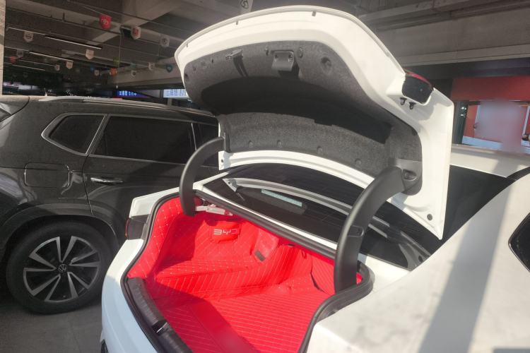 Used BYD Qin PLUS  Trunk