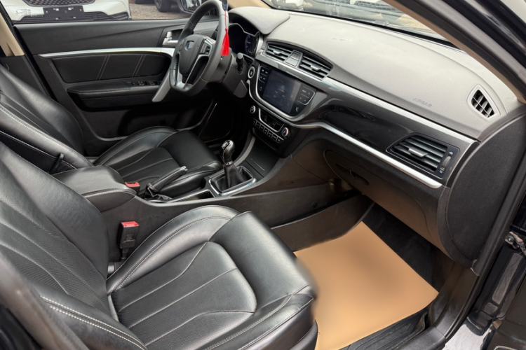 Used Geely Auto Emgrand 2017 Sedan Million Edition 1.5L Manual - Upward Version