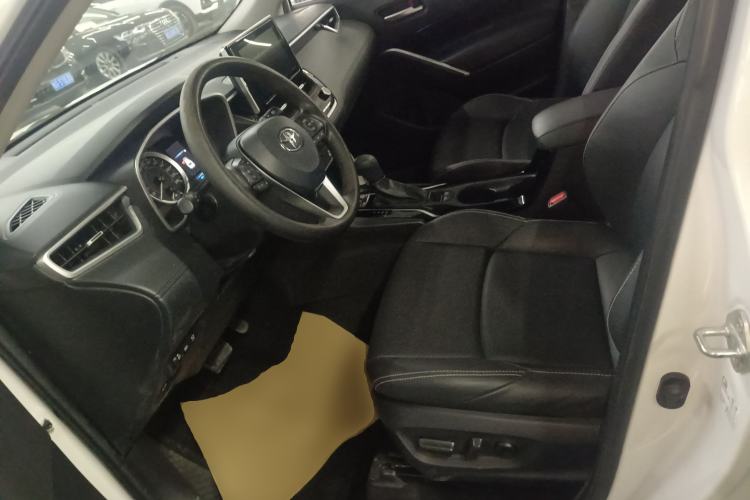 Used Toyota FRONTLANDER 2022 2.0L CVT Luxury PLUS Edition