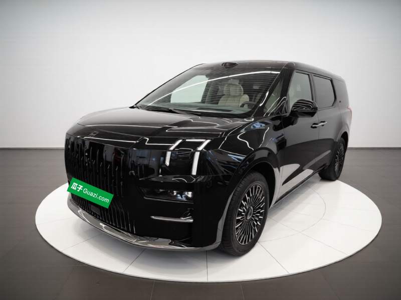 Used Zeekr 009 2024 7-Seater Aisle Version 108 kWh — 2