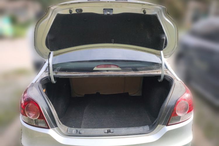 Used Volkswagen Lavida 2011 1.6L Manual Joy Version Trunk