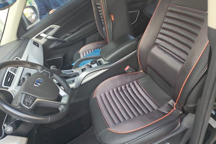 Used Geely Auto Emgrand X7 Sport 2018 1.8TD Automatic Two-Wheel Drive Smart Connect 4G Internet Edition
