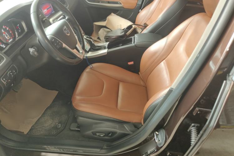 Used Volvo S60 2018 S60L T4 Zhiyuan Edition
