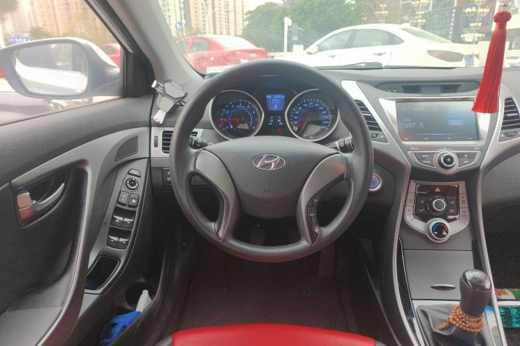 Used Hyundai Elantra (5th Generation / Langdong) 2016 1.6L Manual Luxury Model