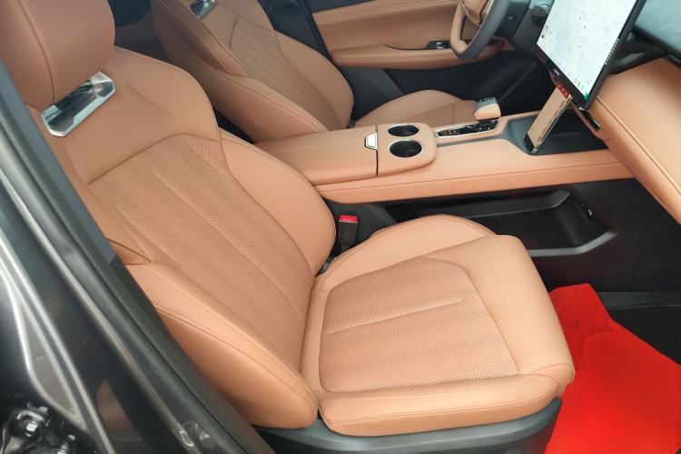 Used CHANGAN UNI-Z 2025 1.5T Premium Edition Right Front Seat