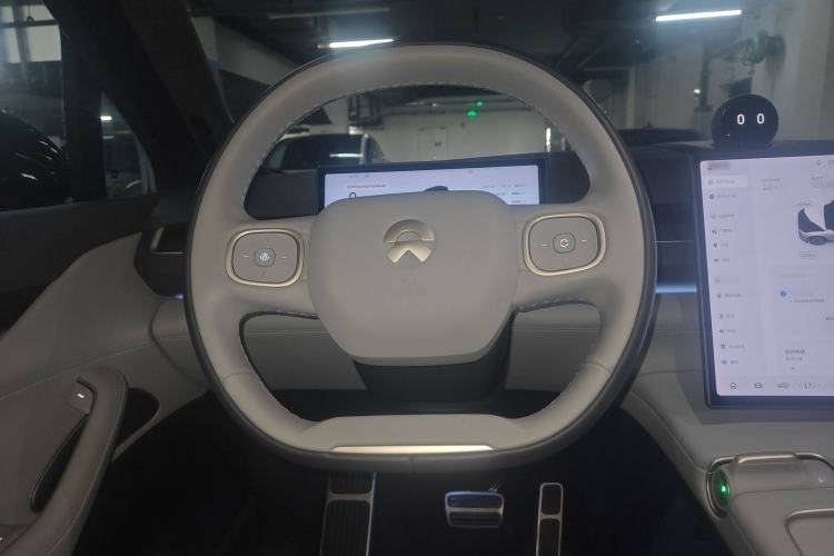 Used Nio ES8 2024 75 kWh Executive Edition
