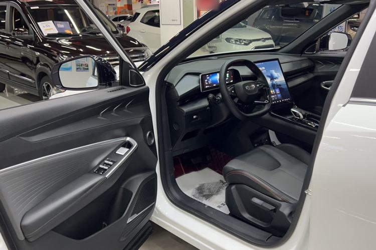 Used Geely Auto Emgrand X7 Sport 2023 Boyue COOL 1.5TD Smart Connectivity Model
