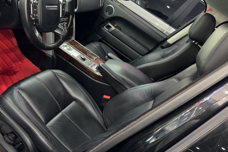 Used Land Rover Range 2017 3.0 SC V6 Vogue Left Front Seat