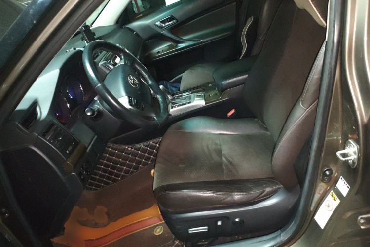 Used Toyota Reiz 2013 2.5V Shangrui Edition Left Front Seat