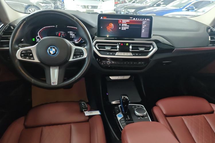 Used BMW iX3 2022 Leading Model