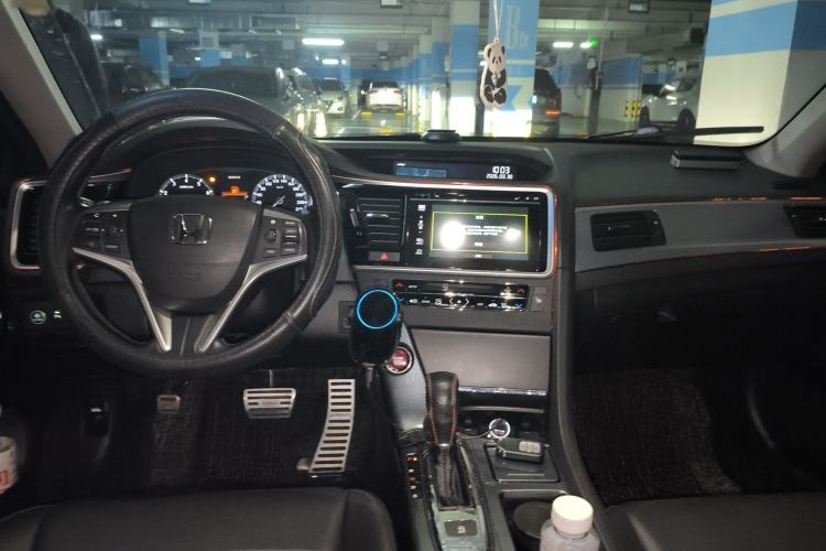 Used Honda Spirior 2015 2.4L Prestige Edition Center Console