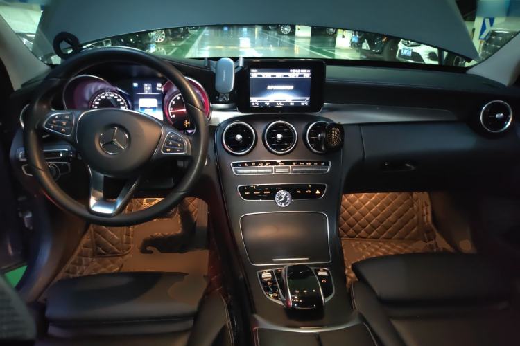 Used Mercedes-Benz C-Class 2017 Facelift C 200 L Sport Edition