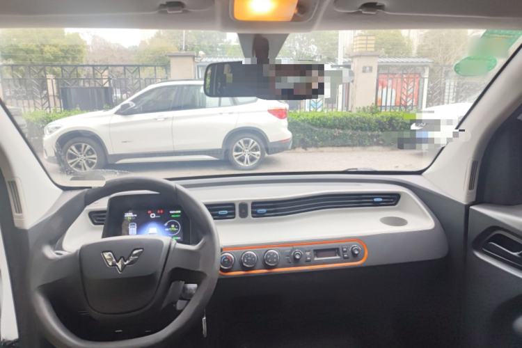 Used Wuling Hongguang MINIEV 2020 Enjoyment Model Lithium Iron Phosphate Interior 2