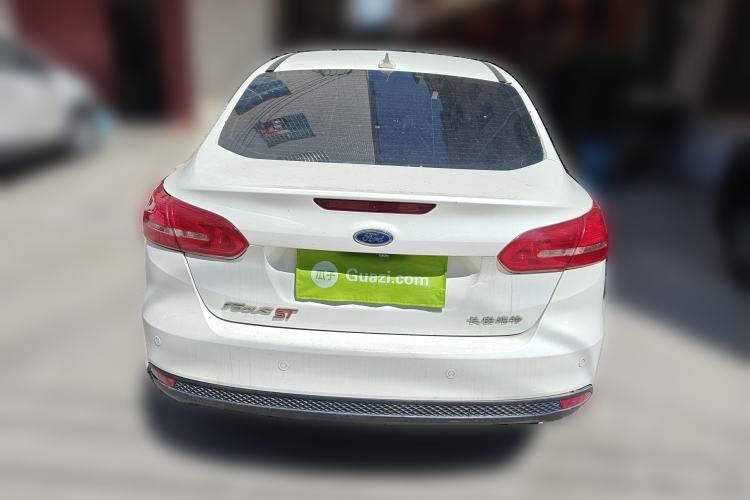 Used Ford Focus 2017 Sedan 1.6L Manual Fashion Edition Smart Drive Version