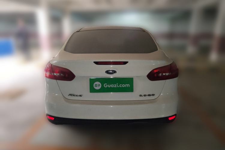 Used Ford Focus 2015 Sedan 1.6L Automatic Comfort Model
