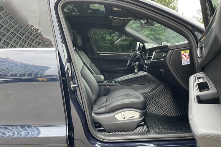 Used Porsche Macan 2018 Macan 2.0T