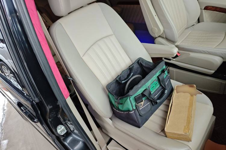 Used Mercedes-Benz Viano 2015 3.0L Partner Edition