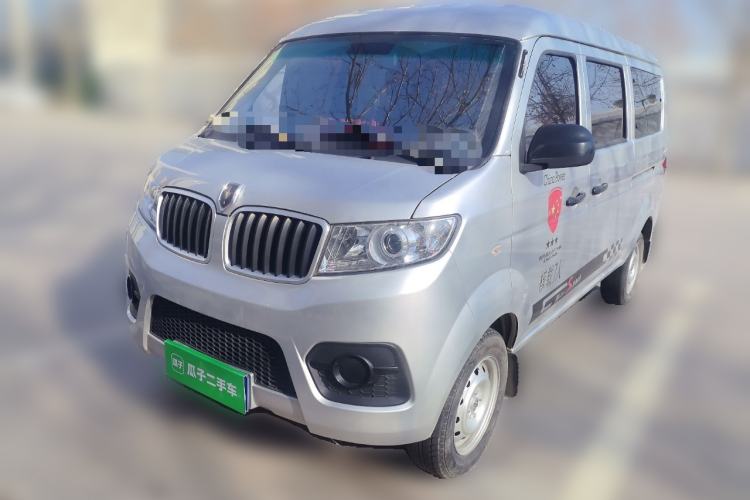 Used Jinbei Hiace X30 2024 1.5L Champion Edition Passenger Vehicle 5/6/7 Seats