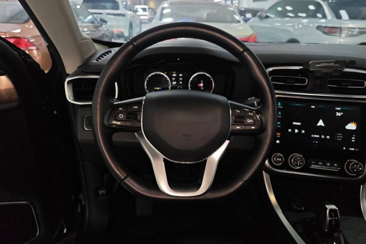 Used Lynk & Co 01 2020 2.0T Two-Wheel Drive Pure Pro Version China VI Standard
