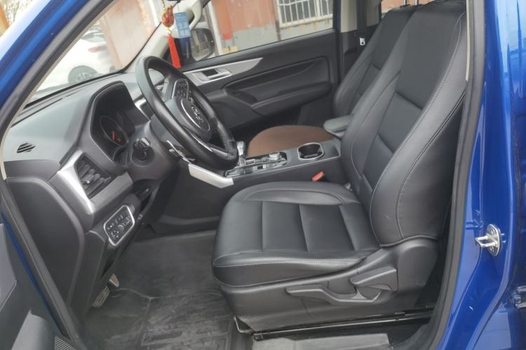 Used Great Wall Poer 2021 2.0T Commercial Version Automatic Diesel Two-Wheel Drive Elite Trim with Long Bed – GW4D20M Left Front Seat