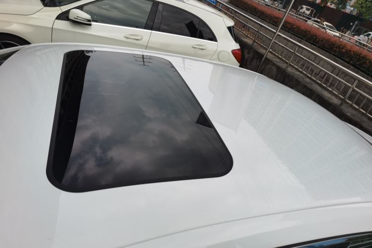 Used Volkswagen Sagitar 2015 1.6L Automatic Comfort Model
