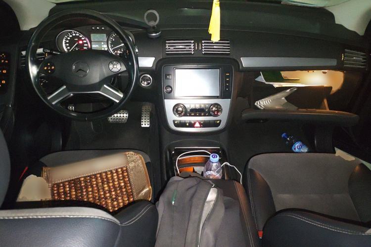 Used Mercedes-Benz R-Class 2014 R 320 4MATIC Business Model