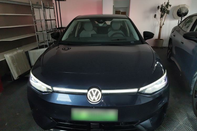 Used Volkswagen ID.7 VIZZION 2024 AIR model Front