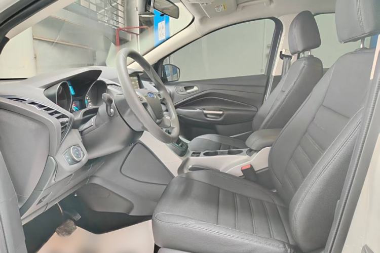 Used Ford Kuga 2015 1.5L GTDi Two-Wheel-Drive Comfort Model
