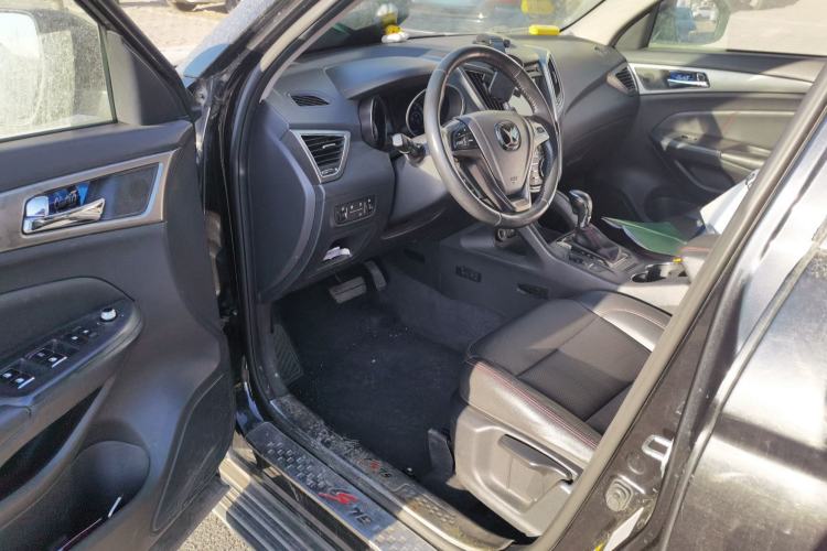 Used Changan CS75 2014 1.8T Automatic Elite Version China V Standard
