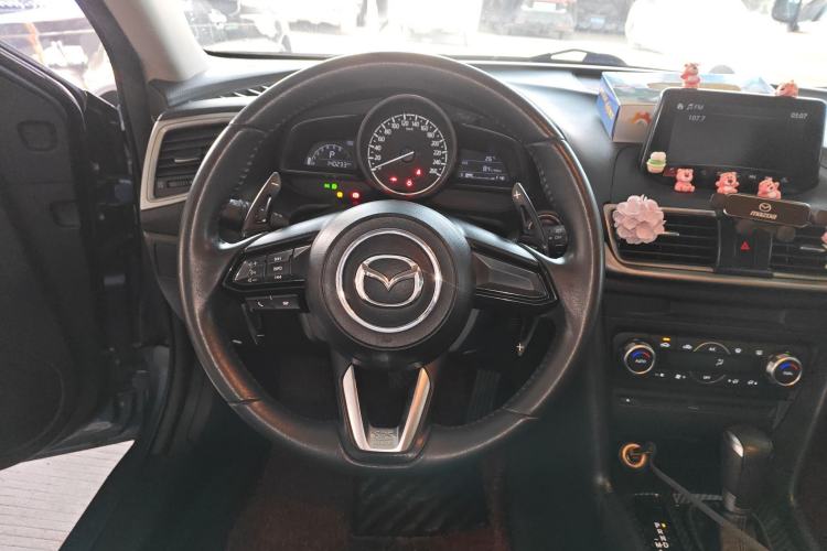 Used Mazda Mazda 3 Axela 2017 Hatchback 2.0L Automatic Luxury Model Emission Standard China V