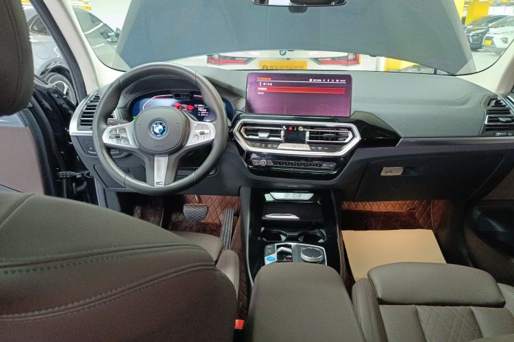 Used BMW iX3 2024 Leading Model
