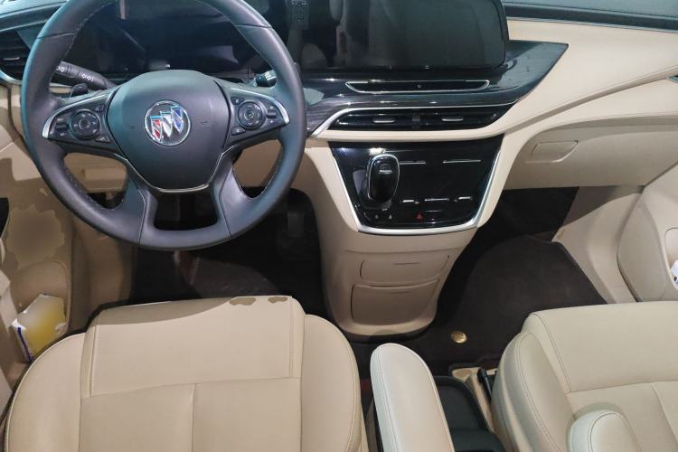 Used Buick GL8 2022 ES Landtrek 653T Luxury Edition