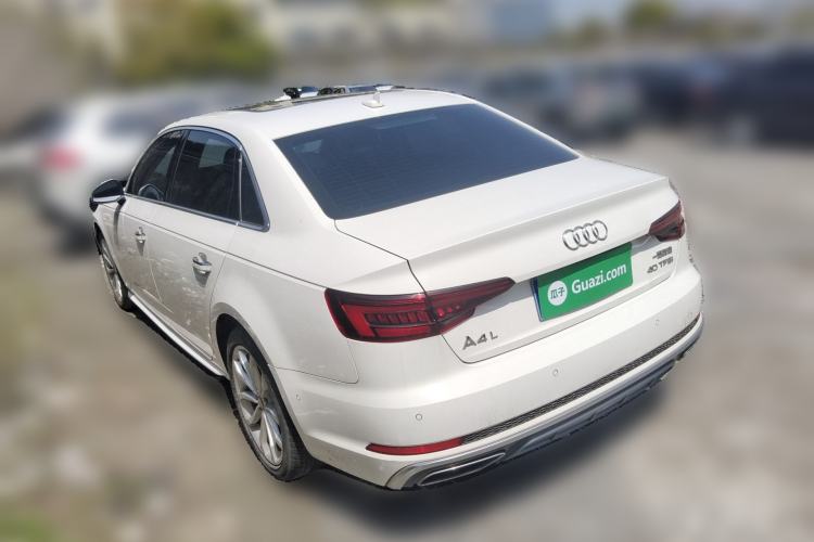 Used Audi A4L 2019 40 TFSI Fashion Edition China VI Emission Standard
