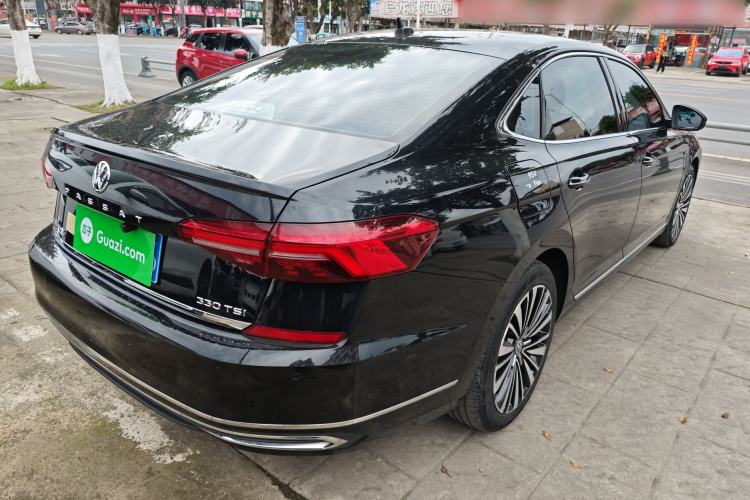 Used Volkswagen Passat 2020 330TSI Luxury Edition China VI