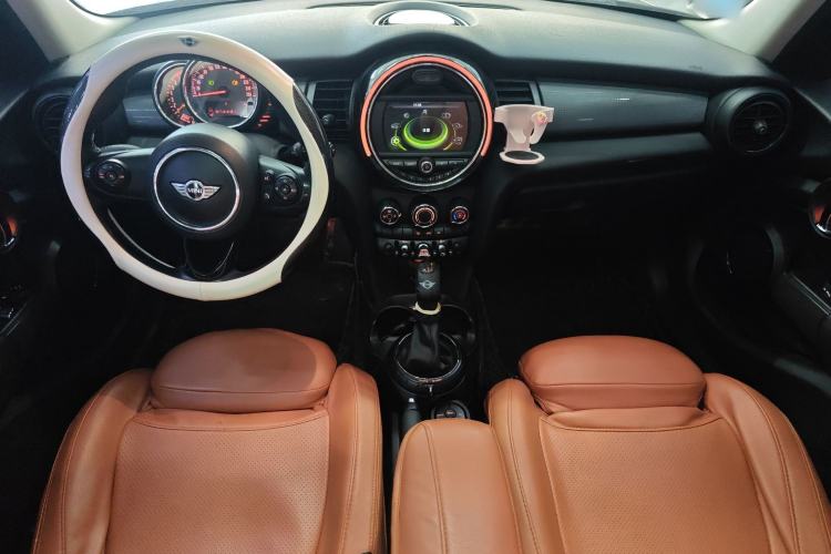 Used MINI 2016 1.5T COOPER Five-Door Edition
