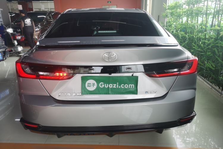 Used Toyota Camry 2026 Model Dual-Engine 2.0HSE Sport Lite Edition Rear