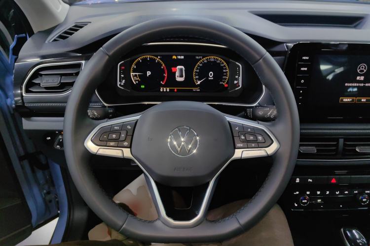 Used Volkswagen Tharu 2025 NewRui 300TSI Prestige Edition
