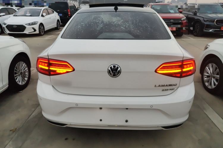 Used Volkswagen Lamando 2021 230TSI DSG Fashion Edition
