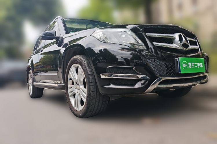 Used Mercedes-Benz GLK-Class 2014 GLK 200 Standard Model Front Right 45 Deg