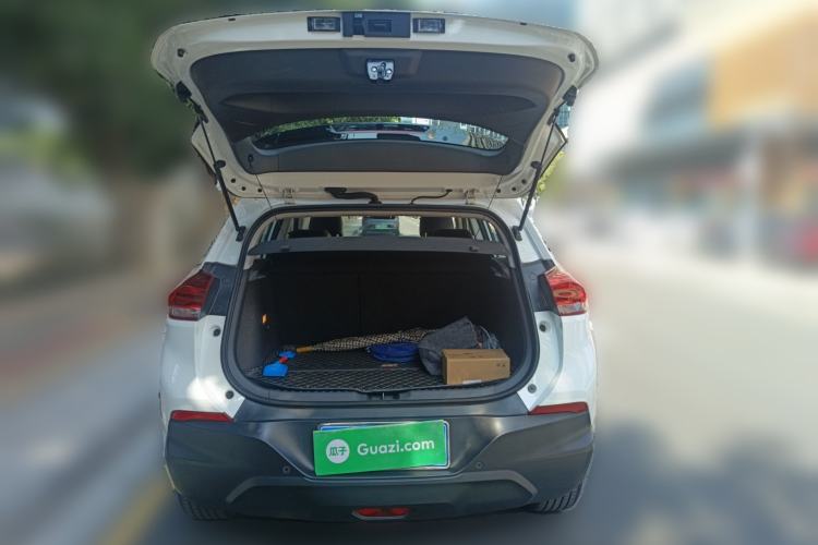 Used Chevrolet Trax 2021 325T Automatic Fun Edition China VI Standard Trunk