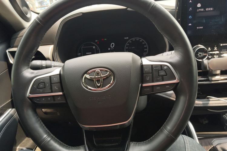 Used Toyota Highlander 2022 Dual-Engine 2.5L Four-Wheel Drive Supreme Edition 7-Seater Steering Wheel