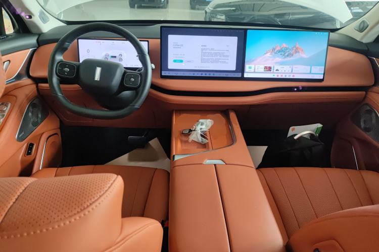 Used Wey Lanshan 2025 Four-Wheel Drive Max
