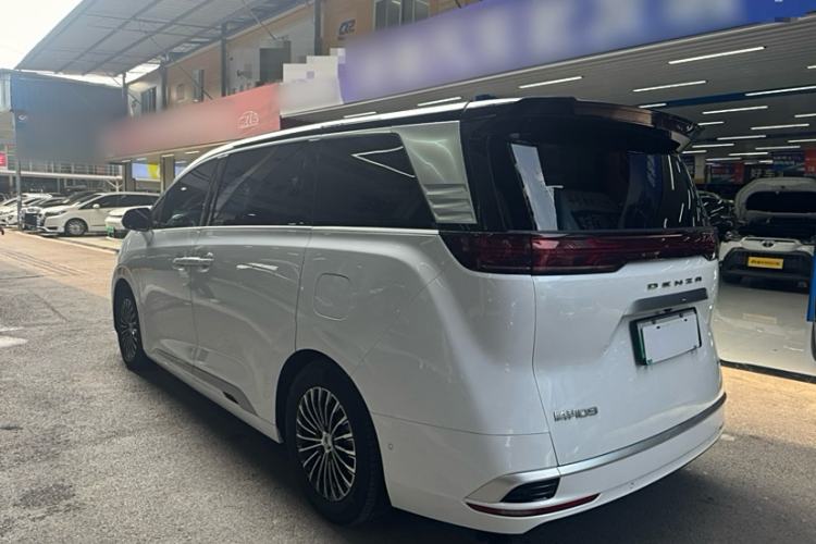 Used Denza D9 2022 DM-i 970 Four-Wheel Drive Flagship Model