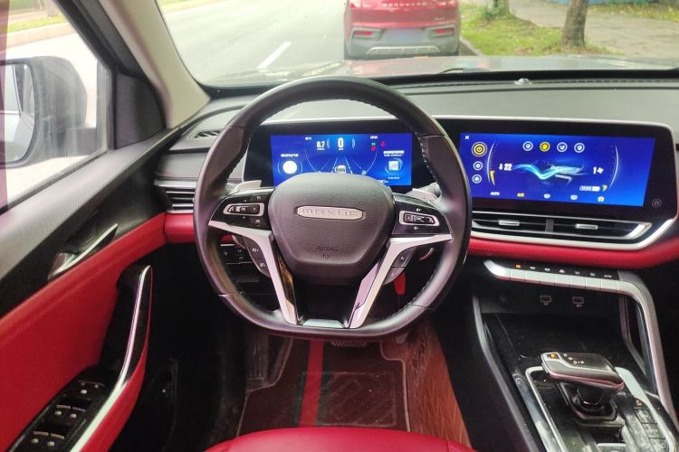 Used SAIC MAXUS T90 2021 2.0T Twin-Turbo Automatic All-Wheel Drive High-Ride Comfort Edition with Extended Cargo Space Steering Wheel