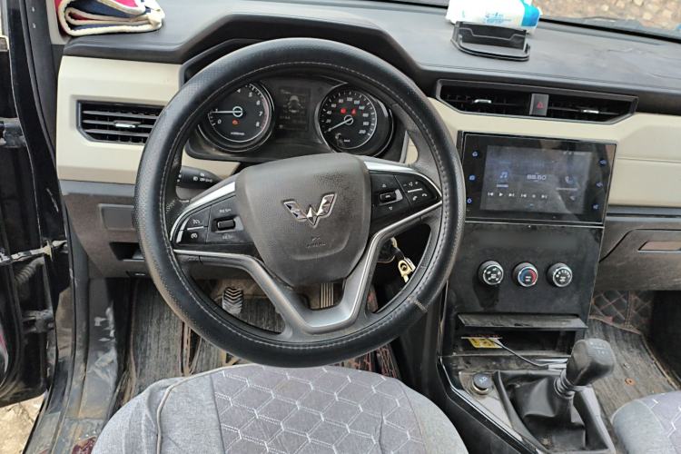 Used Wuling Hongguang PLUS 2019 1.5T Manual Luxury 7-Seater