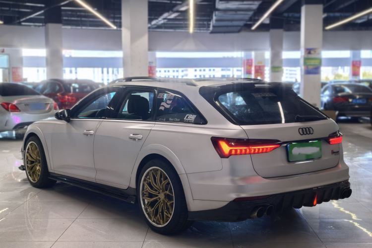 Used Audi A6 2022 allroad quattro Explorer 55 TFSI Prestige Off-Road Model
